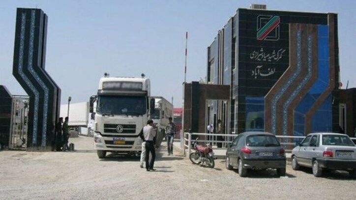 نداشتن کد بانکی مهمترین عامل تاخیر در ترخیص به موقع کالا‌ها از گمرکات خراسان رضوی است