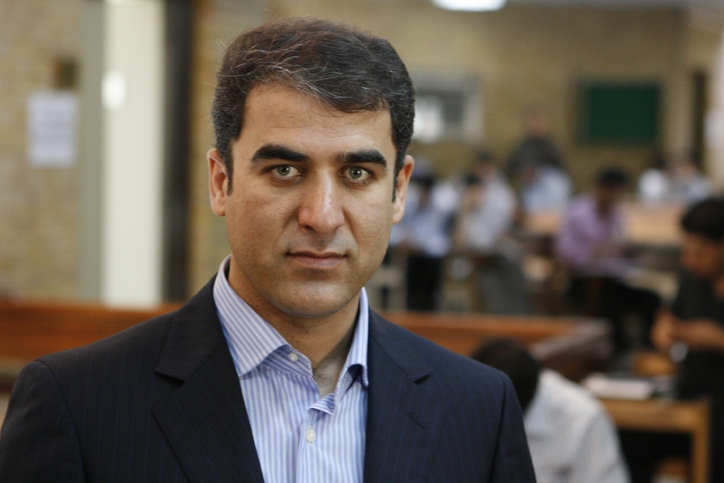 تاخیر در تحویل خودرو به خریداران بورس کالا، جریمه خودروساز را در پی دارد