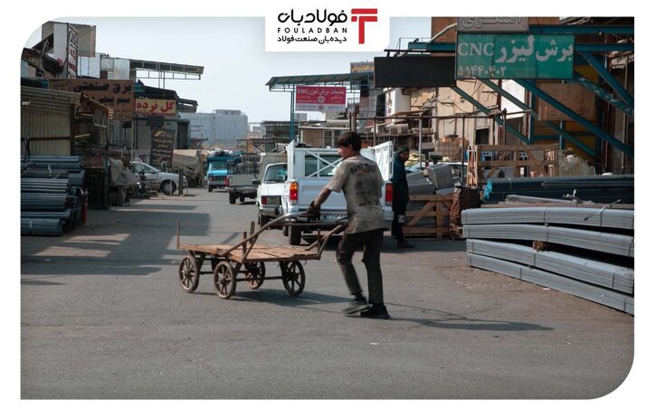 تحلیل روزانه بازار آهن ۱۸ آبان ۱۴۰۱؛ فولاد همچنان از نردبان قیمت بالا می‌رود/ چرا دلار کشف قیمت نشد؟