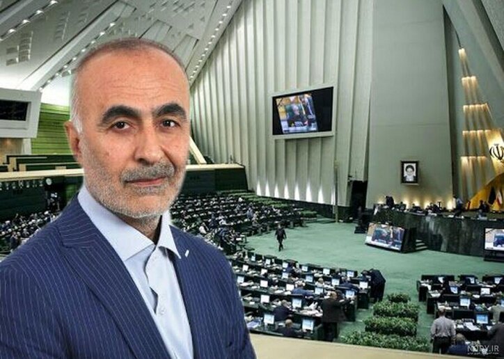 کمیسیون صنایع عقب‌نشینی ایران خودرو از عرضه در بورس کالا را بررسی می‌کند
