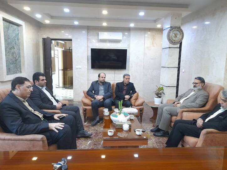 دیدار مدیر کل صنعت، معدن و تجارت استان مرکزی با فرماندار محلات