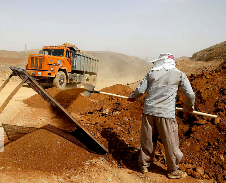 احیای ۱۳۱ معدن غیرفعال استان در دستور کار است