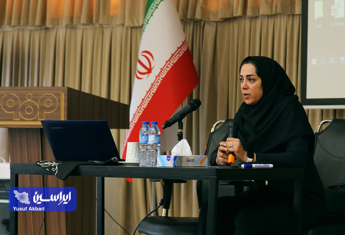 بسیاری از موفقیتهای فولاد مبارکه مرهون پیشنهادات کارکنان است بسیاری از موفقیتهای فولاد مبارکه مرهون پیشنهادات کارکنان است