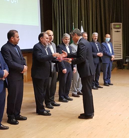 از دانشگاه علمی و کاربردی شرکت فولاد خوزستان به عنوان دانشگاه برتر استان تقدیر شد از دانشگاه علمی و کاربردی شرکت فولاد خوزستان به عنوان دانشگاه برتر استان تقدیر شد
