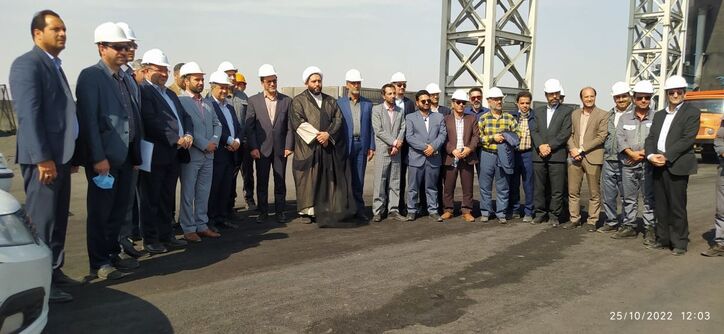 بازدید جعفری از کارخانه و طرح‌های زغال سنگ طبس