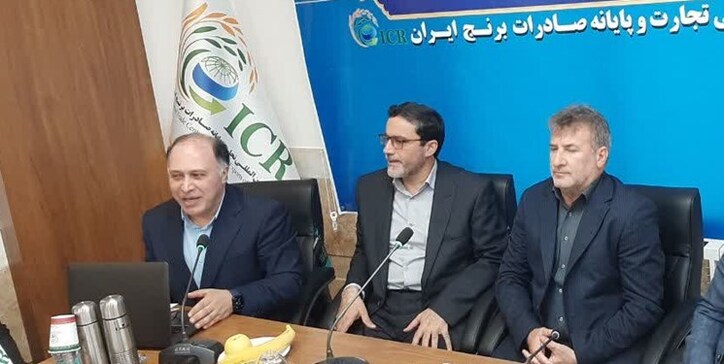 تعادل قیمت فولاد و سیمان با ورود به بورس/ حذف دلالی با بورسی شدن کالا‌ها