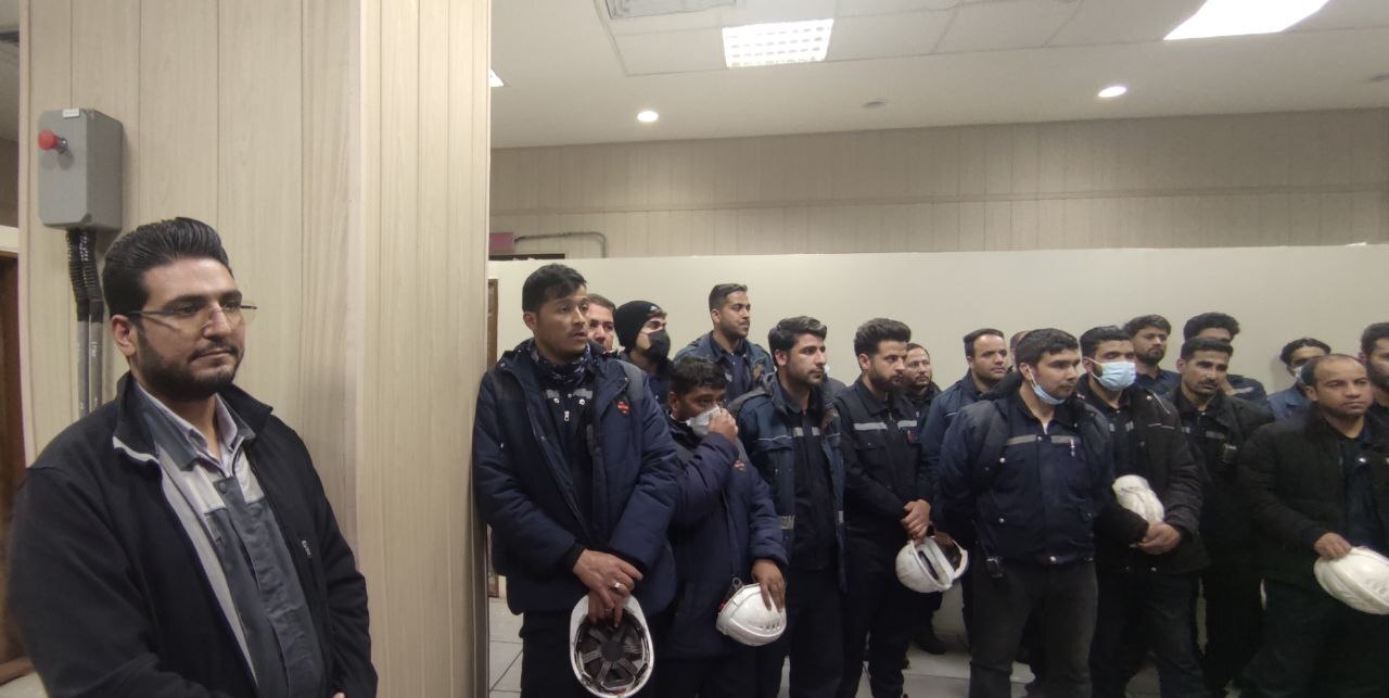 نشست صمیمی مدیران سیمیدکو با کارکنان کارخانه گندله سازی شهید سلیمانی