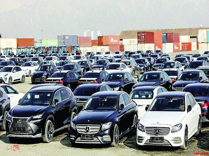 ثبت سفارش ۱۲ شرکت جهت واردات خودرو