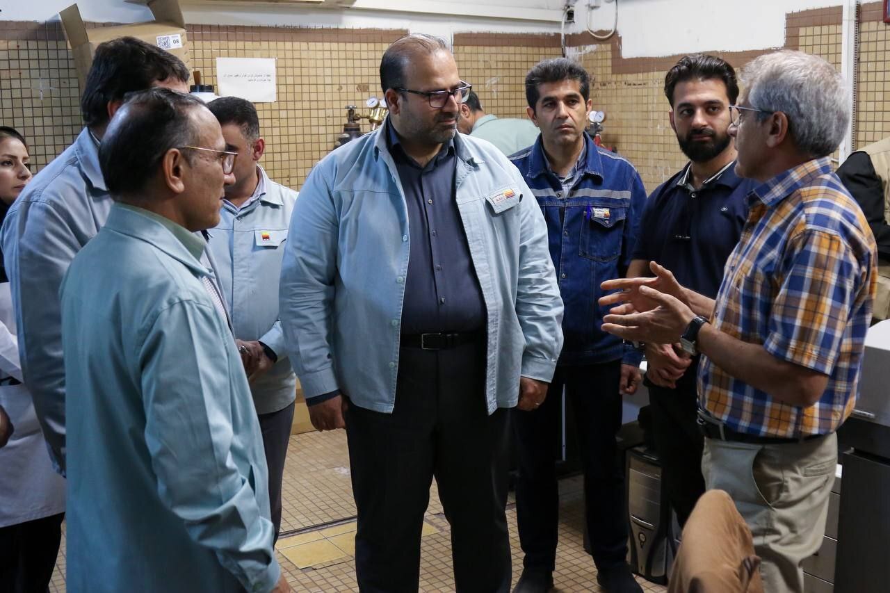 دستگاه اندازهگیری میزان آهن کل و فلزی در آهن اسفنجی در فولاد خوزستان ساخته شد دستگاه اندازهگیری میزان آهن کل و فلزی در آهن اسفنجی در فولاد خوزستان ساخته شد