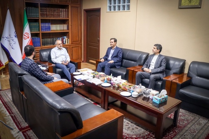 پیگیری مطالبات بازنشستگان فولاد در دیدار سرپرست صندوق بازنشستگی فولاد با معاون پارلمانی رئیس جمهور