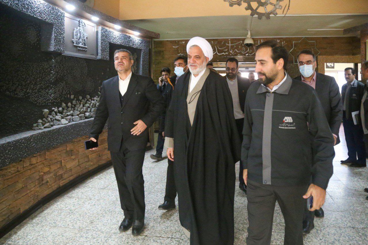 اقدامات ارزشمند گل&zwnj;گهر در حوزه&zwnj;های مختلف قابل تقدیر است