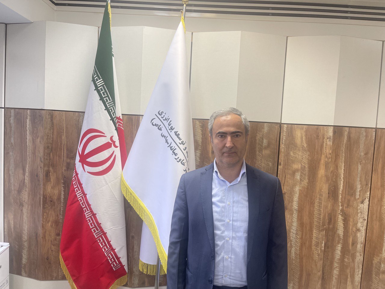ظرفیت انرژی واحد&zwnj;های صنعتی تجمیع شود/ لزوم تعیین قیمت سوخت و قیمت فروش انرژی برای نیروگاه&zwnj;های خود تامین/ نیروگاه سمنان پیشران پیشرفت ایران در تولید برق