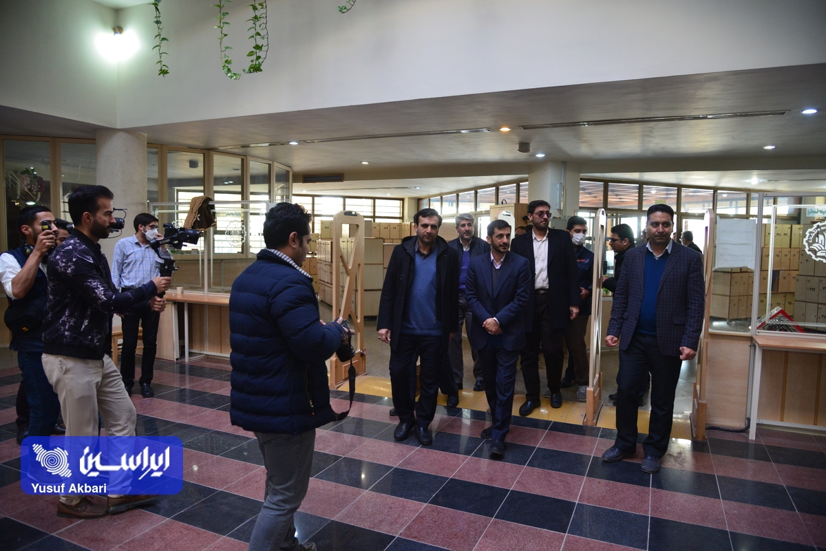 حواشی اولین روز آزمون استخدامی شرکت فولاد مبارکه حواشی اولین روز آزمون استخدامی شرکت فولاد مبارکه