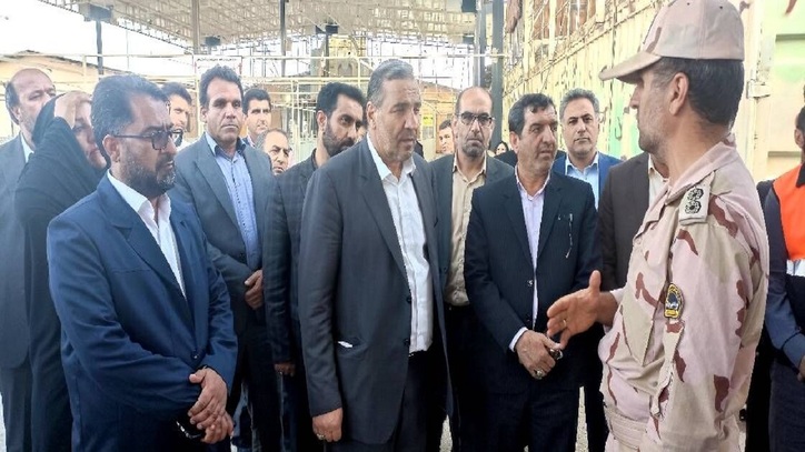 رکورد صادرات مجموع ادوار فعالیت گمرک مهران شکسته شد