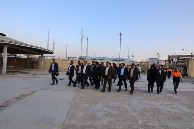 پل کنجانچم فردا زیر بار ترافیک میرود/ گمرک مهران در سال ۱۴۰۱ رکورد زد پل کنجانچم فردا زیر بار ترافیک میرود/ گمرک مهران در سال ۱۴۰۱ رکورد زد
