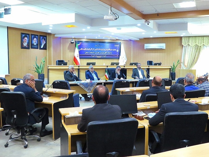 نشست تولیدکنندگان و کارآفرینان با استاندار سمنان برگزار شد