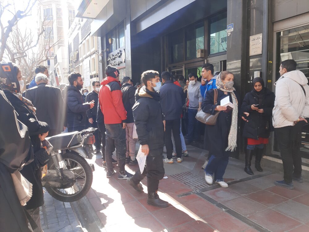خریداران دلار غیب شدند/ هشدار تازه به فروشندگان ارز