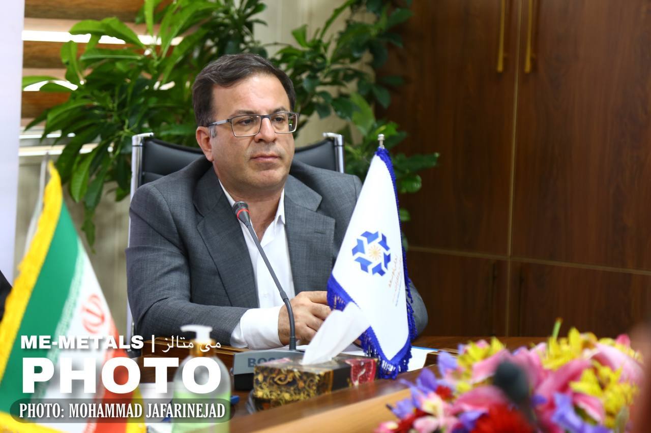 خیز &laquo;معدنکار باختر&raquo; برای ورود به بورس
