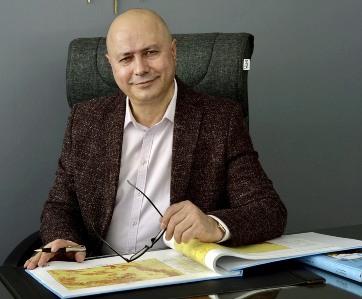 غافلگیری و بی‌مهری به خرد جمعی