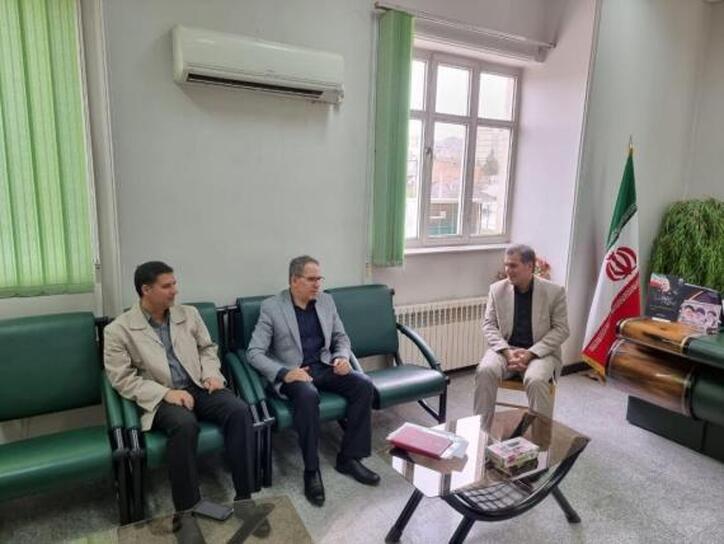 مدیرعامل شرکت سیمان نهاوند با فرماندار شهرستان دیدار کرد