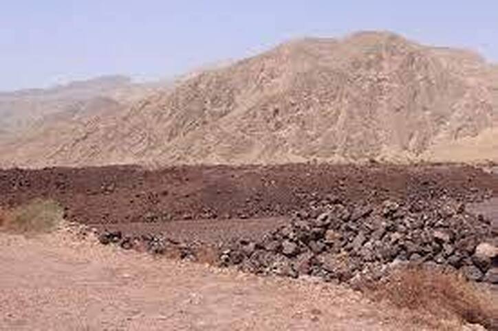 کشف ۲۵ تن خاک معدنی مس و روی غیرمجاز در طبس