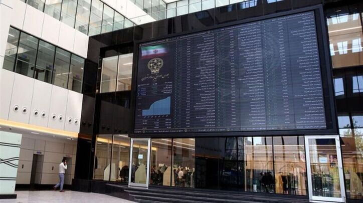 دلایل رشد گروه بانکی در روز‌های پایانی بورس ۱۴۰۱| سیگنال ارز همچنان در بازار سرمایه زنده است