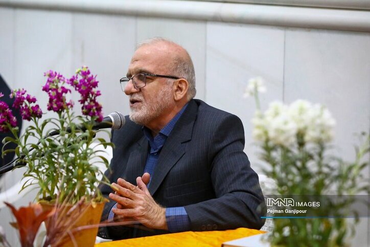 کوچک کردن دولت به معنی اخراج یا کاهش حقوق کارکنان نیست/ رقابت شبه دولتی با بخش خصوصی ممنوع