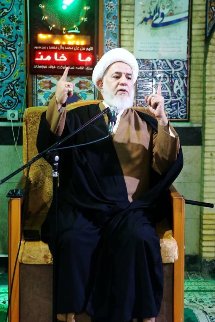 بزرگداشت حماسه نهم دیماه در فولاد خوزستان برگزار شد بزرگداشت حماسه نهم دیماه در فولاد خوزستان برگزار شد