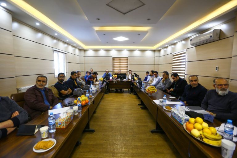 گسترش فعالیتهای اکتشافی صبانور/ اجرای طرحهای پیشران «ومعادن» در کردستان با جدیت دنبال میشود گسترش فعالیتهای اکتشافی صبانور/ اجرای طرحهای پیشران «ومعادن» در کردستان با جدیت دنبال میشود