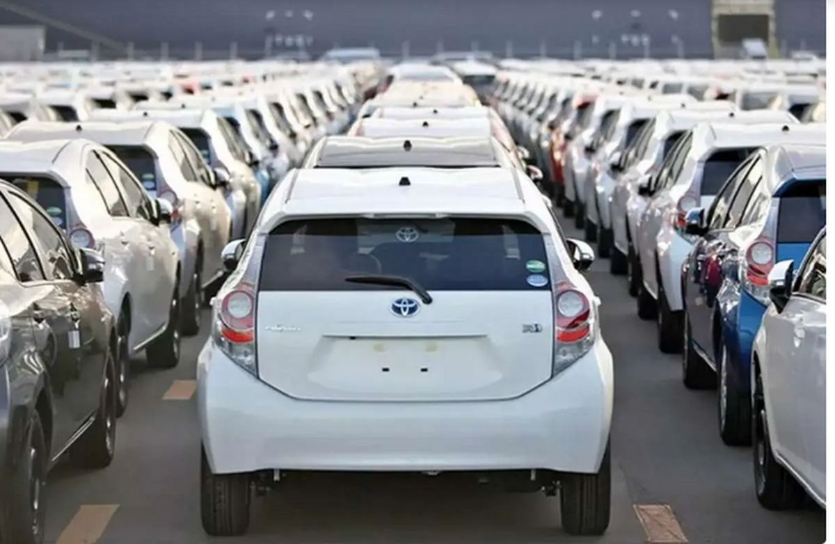 تمدید مهلت ثبت‌نام خودرو‌های وارداتی تا ۱۷ دی ماه