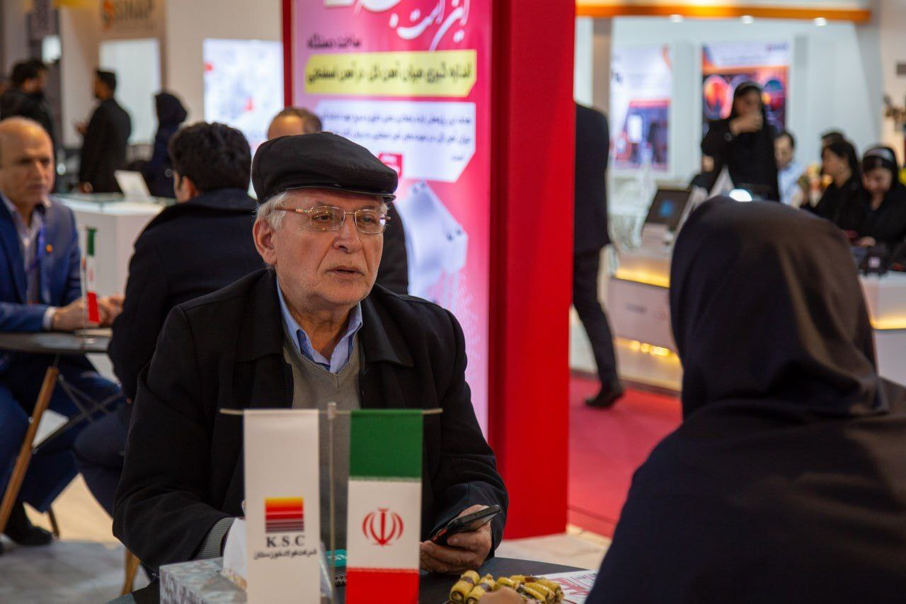 آخرین روز برگزاری نمایشگاه ملی فولاد ایران با حضور معاون وزیر صمت در غرفه فولاد خوزستان همراه بود آخرین روز برگزاری نمایشگاه ملی فولاد ایران با حضور معاون وزیر صمت در غرفه فولاد خوزستان همراه بود
