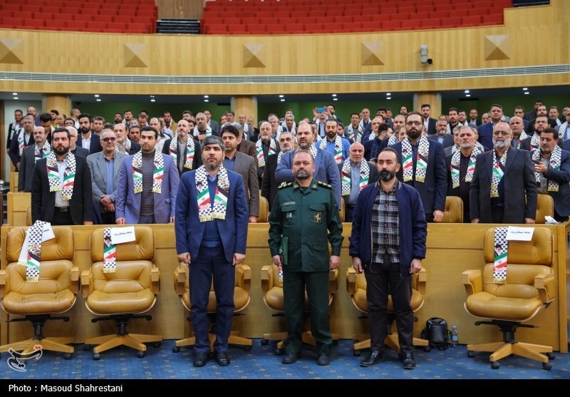حضور رئیس سازمان زمینشناسی و اکتشافات معدنی کشور در مراسم کارمند تراز انقلاب اسلامی پیشرو در تحقق دولت اسلامی حضور رئیس سازمان زمینشناسی و اکتشافات معدنی کشور در مراسم کارمند تراز انقلاب اسلامی پیشرو در تحقق دولت اسلامی