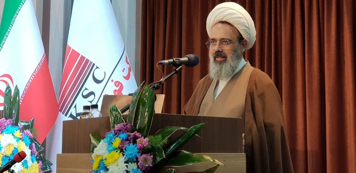 تک‌تک کارکنان فولاد خوزستان، رزمندگان و مجاهدان خط مقدم جبهه اقتصادی هستند