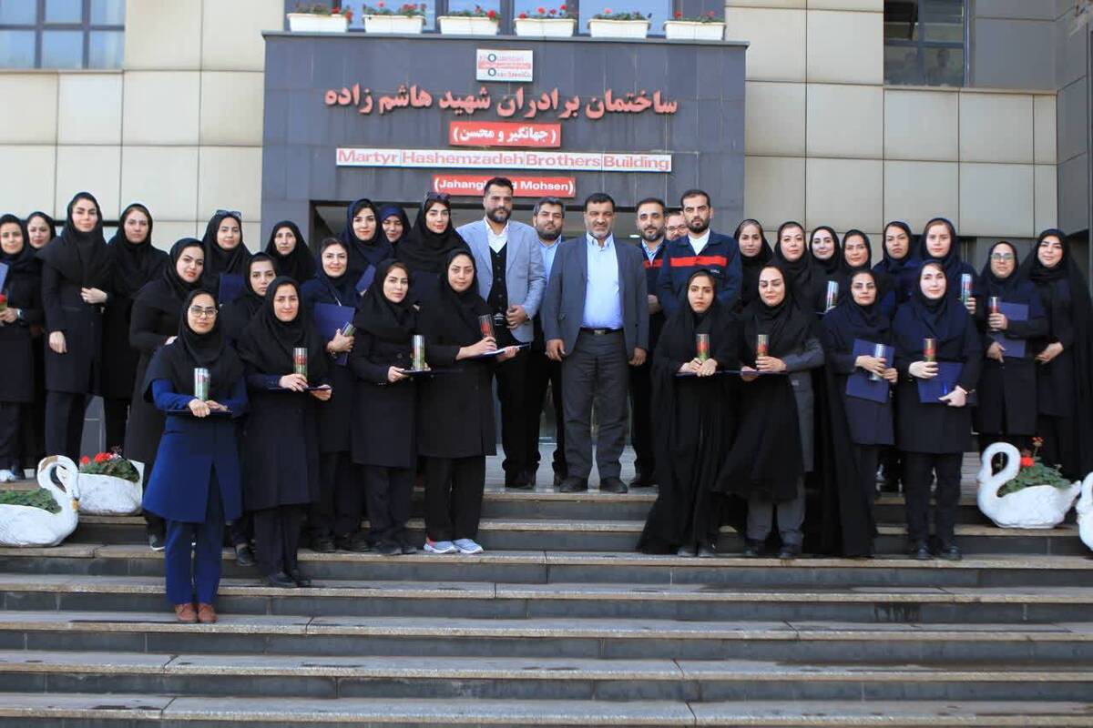 برگزاری مراسم گرامیداشت روز زن در فولاد اکسین خوزستان/ بانوان اکسینی تجلیل شدند