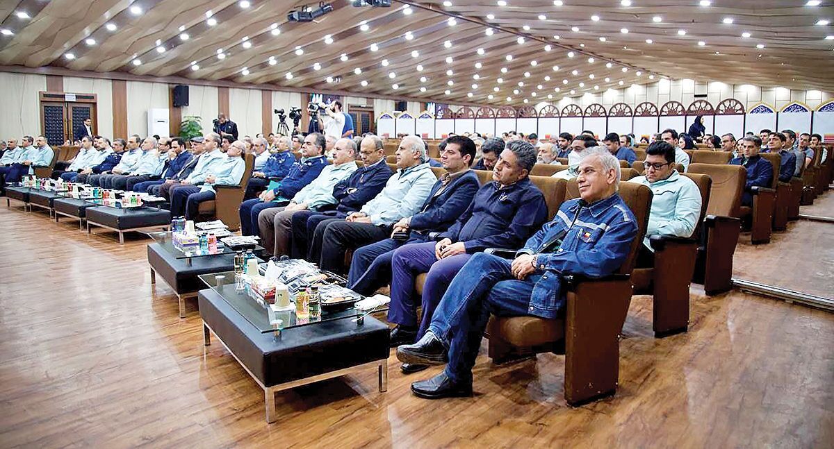 «فخوز» پیشرو در توسعه صنعت فولاد کشور