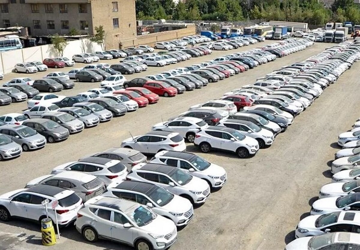 شماره‌گذاری و تحویل خودرو‌های وارداتی تقریباً متوقف است
