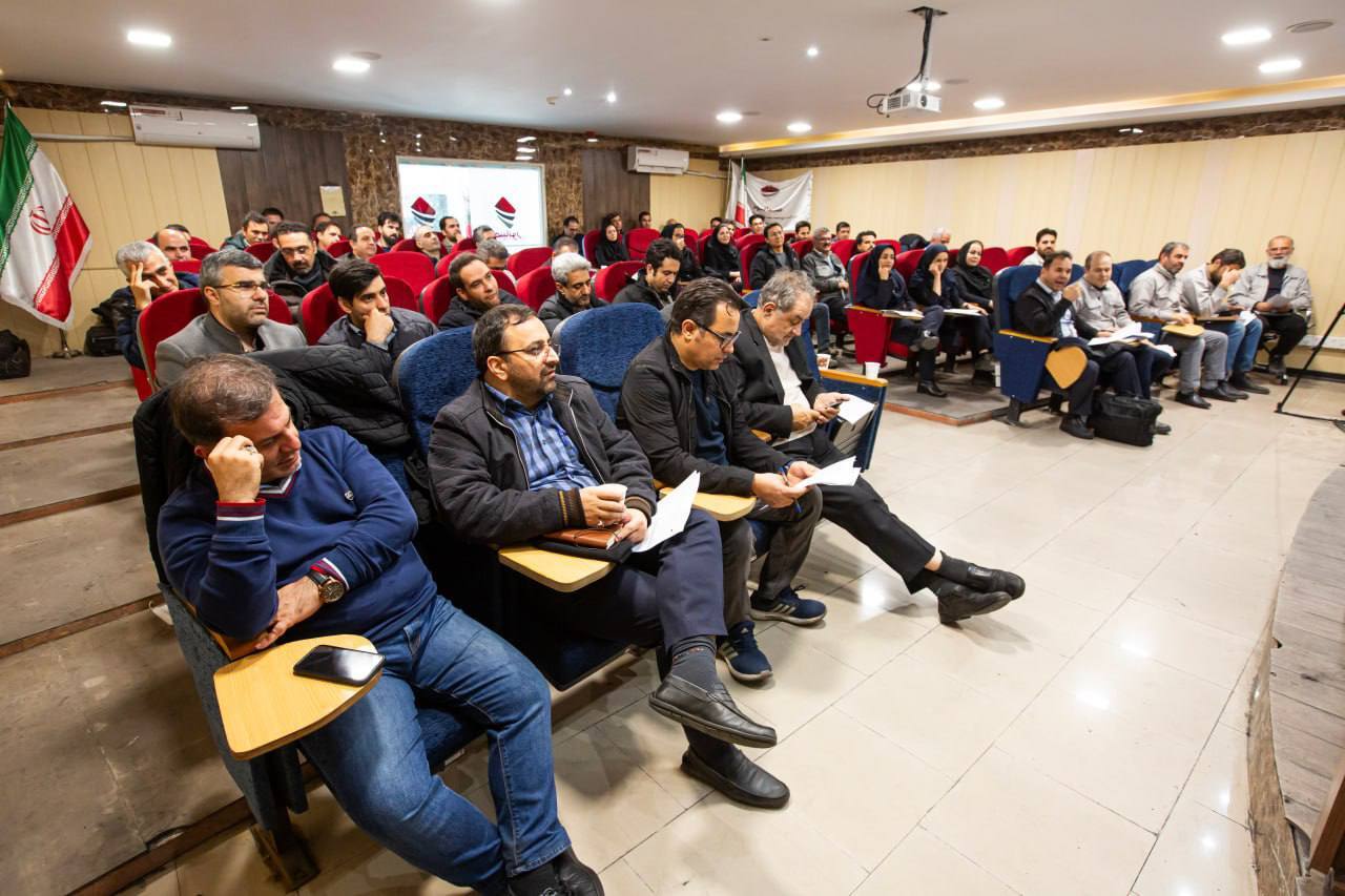 مدیرعامل «کنور» از مجتمع همدان بازدید کرد