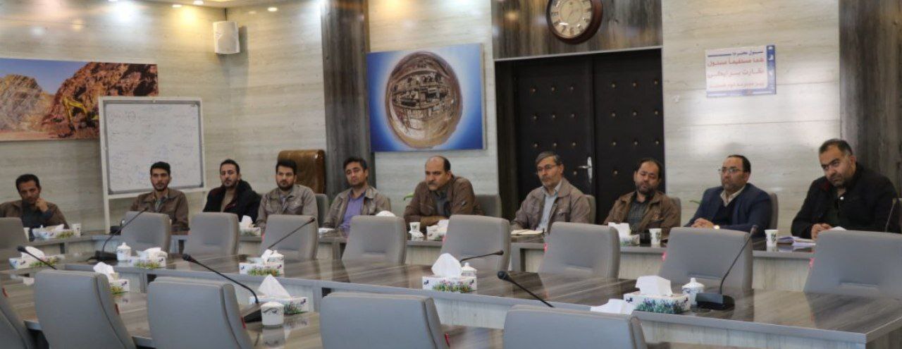 بازدید گروههای پژوهشی جهاد دانشگاهی از شرکت آلومینای ایران بازدید گروههای پژوهشی جهاد دانشگاهی از شرکت آلومینای ایران