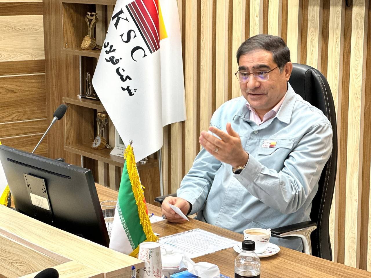 تقدیر شیوخ و بزرگان روستای قلعه چنعان از اقدامات شرکت فولاد خوزستان تقدیر شیوخ و بزرگان روستای قلعه چنعان از اقدامات شرکت فولاد خوزستان