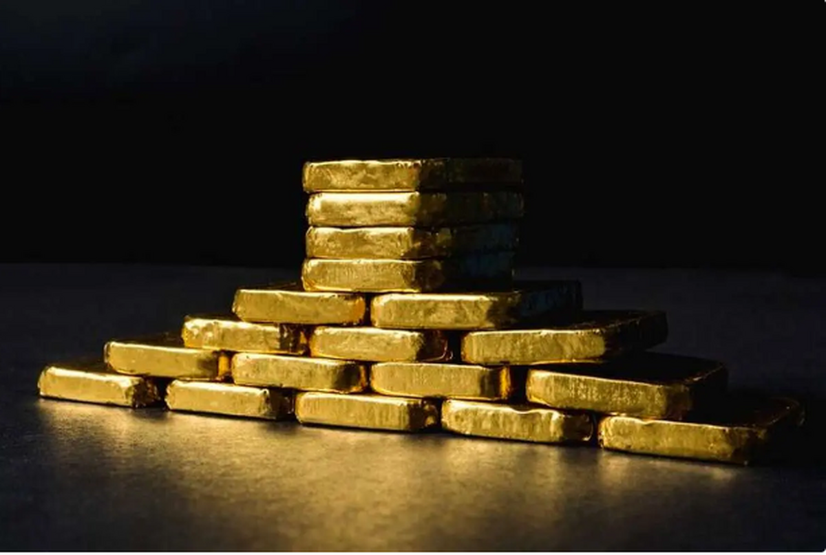 قیمت طلای جهانی از ۲۰۲۳ دلار گذشت