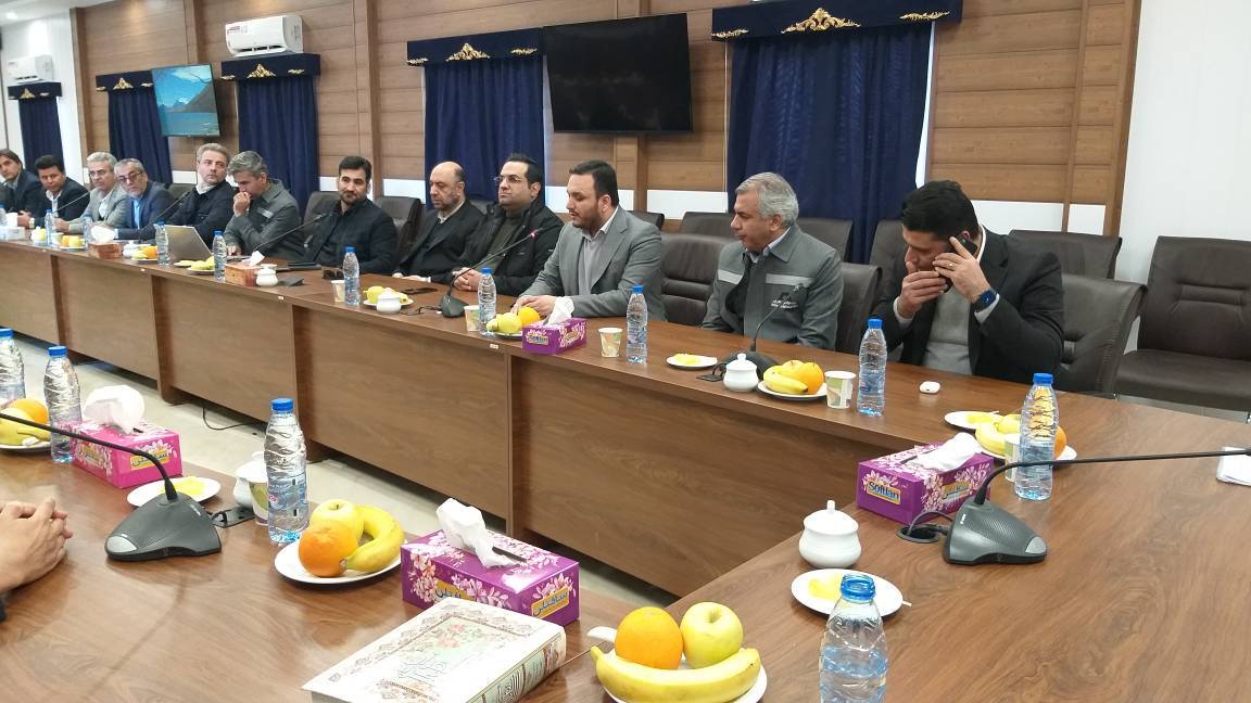 با رویکرد فرابخشی باید برای رفع مشکل فولاد گهر فرزانگان پارس تلاش مجدانه شود با رویکرد فرابخشی باید برای رفع مشکل فولاد گهر فرزانگان پارس تلاش مجدانه شود