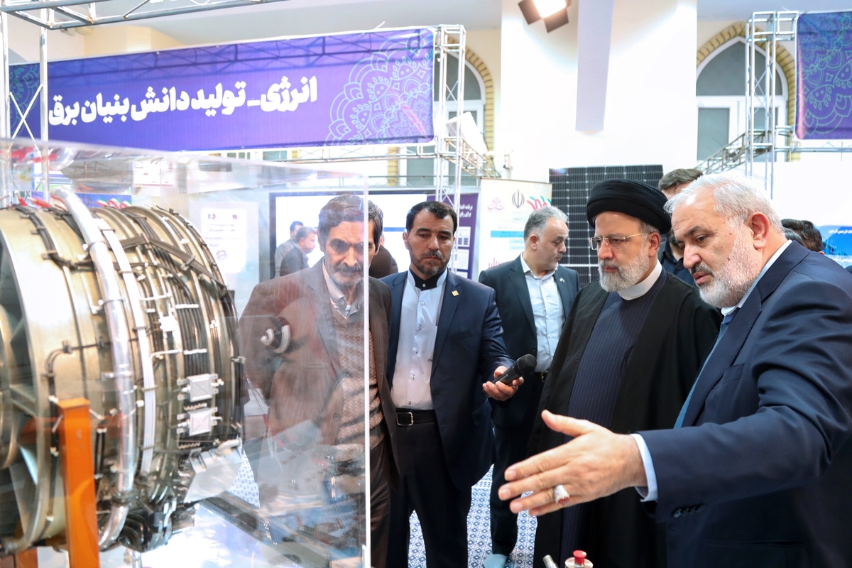 بازدید از«نمایشگاه توانمندی‌‌های تولیدات داخل»