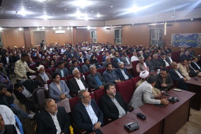 نجات جنوب کرمان در گرو خارجشدن از تکمحصولی و فعالکردن معادن است نجات جنوب کرمان در گرو خارجشدن از تکمحصولی و فعالکردن معادن است