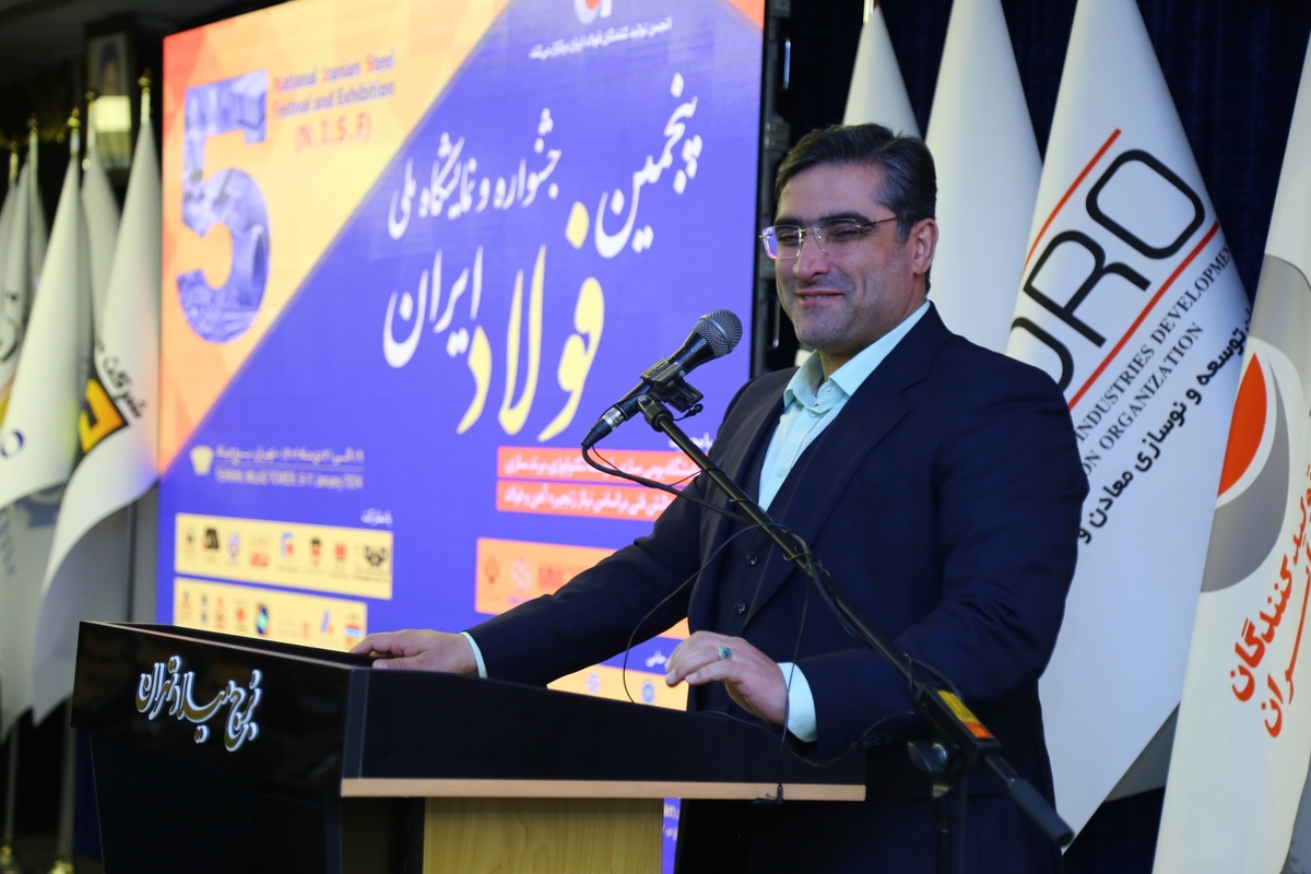 در عبور از تجهیزات‌سازی باید به سمت تکنولوگ شدن حرکت کنیم