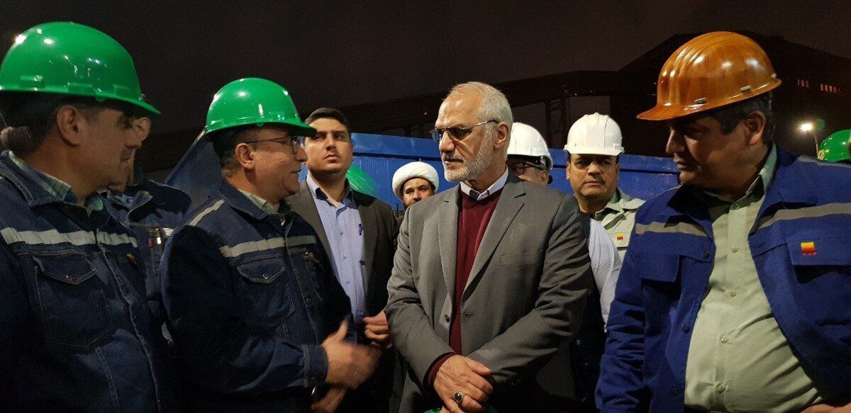 شرکت‌های فولادی باید به سوی تکمیل زنجیره و تولید محصول نهایی حرکت کنند