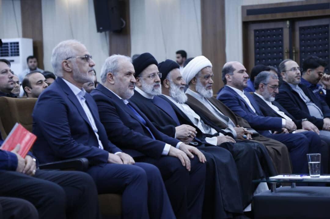 بزرگترین کارخانه آهن اسفنجی کشور در فولاد خوزستان افتتاح شد بزرگترین کارخانه آهن اسفنجی کشور در فولاد خوزستان افتتاح شد