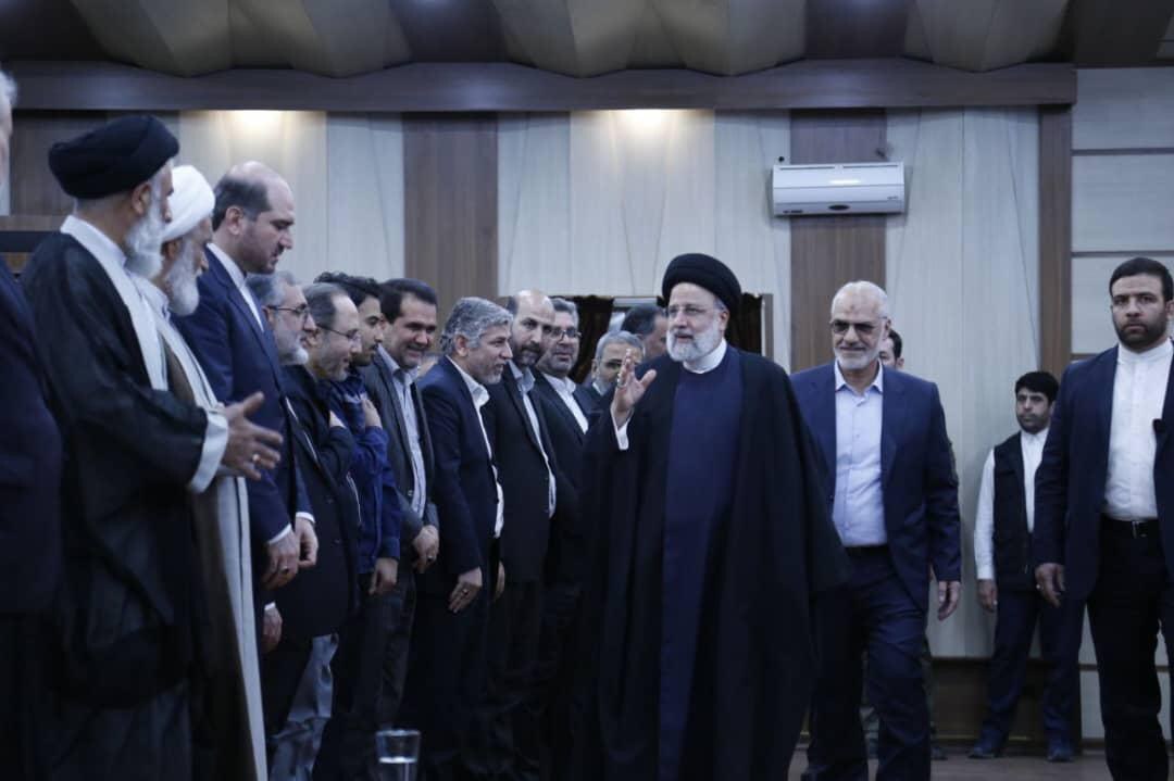 بزرگترین کارخانه آهن اسفنجی کشور در فولاد خوزستان افتتاح شد بزرگترین کارخانه آهن اسفنجی کشور در فولاد خوزستان افتتاح شد