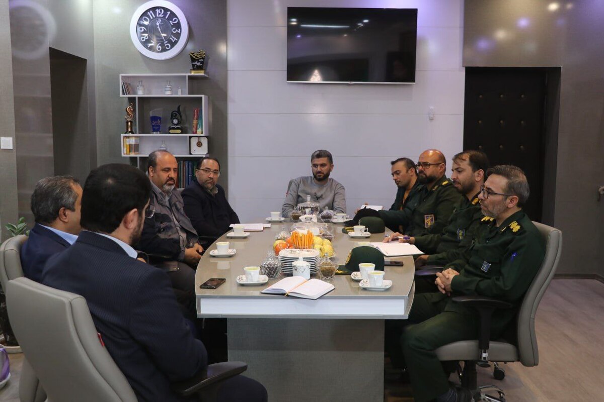 دیدار جانشین فرمانده سپاه استان خراسان شمالی با مدیرعامل شرکت آلومینای ایران