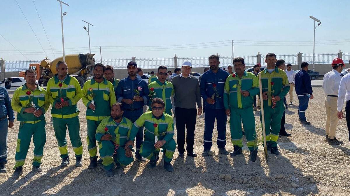 گزارش تصویری از آئین بزرگداشت روز درختکاری و تقدیر از فعالین بخش فضای سبز شرکت مجتمع صنایع آلومینیوم جنوب (سالکو)