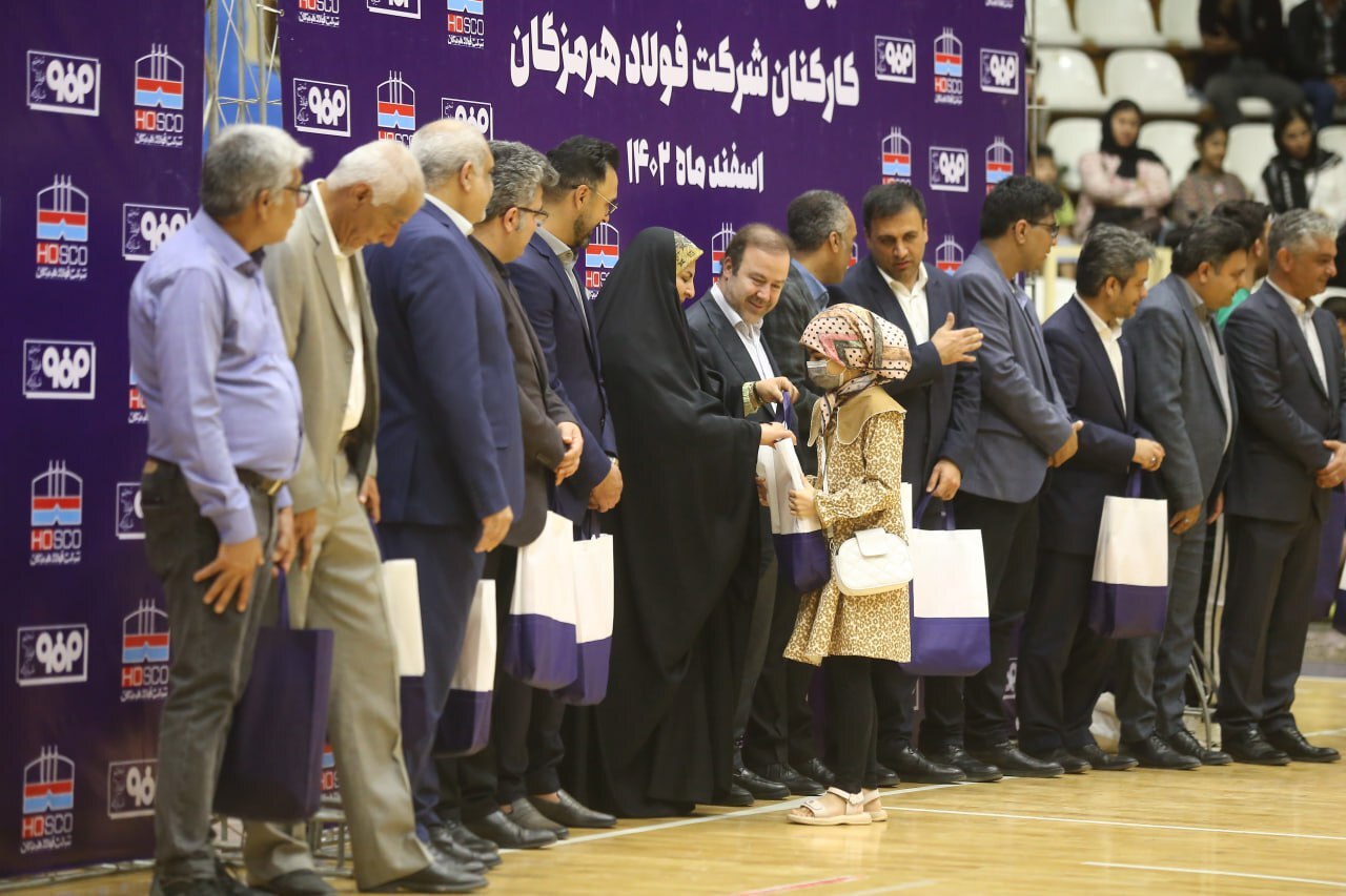نام فولاد هرمزگان با توسعه و موفقیت گره خورده است